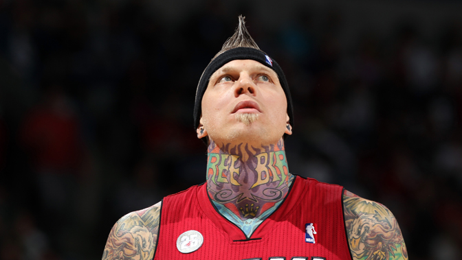 菲利克斯称本菲卡对自己不真诚，鲁伊-科斯塔：对此言论深表遗憾（菲利克斯指责本菲卡欠诚意，鲁伊-科斯塔回应：深感遗憾）