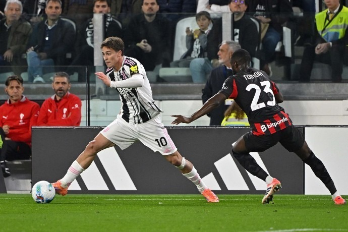 德拉富恩特：乌奈-西蒙明天能上，我们会派上最好的阵容（德拉富恩特：乌奈-西蒙明日可出场，我们将尽遣最强阵容）