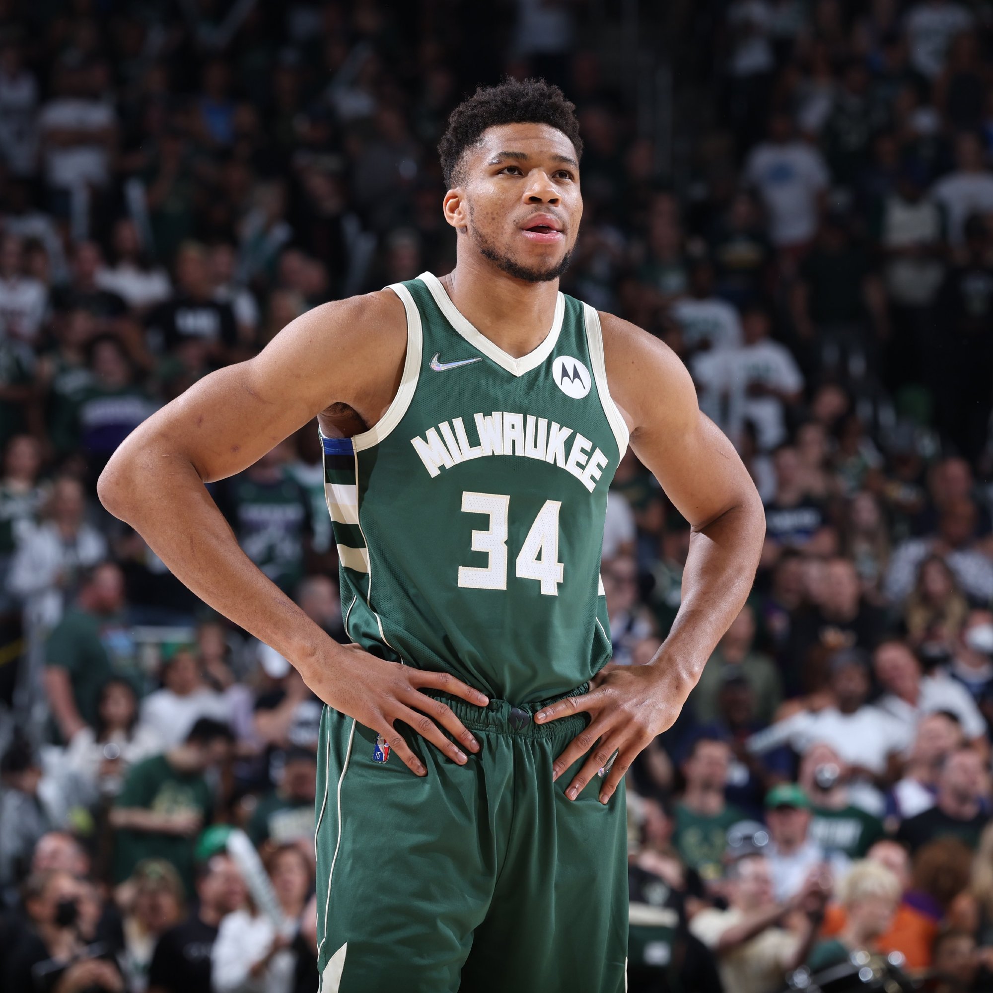 葡足协主席：我今天和C罗聊过，很清楚他有多渴望出现在场上（葡萄牙足协主席：今日与C罗交流，深知他对出场的渴望）