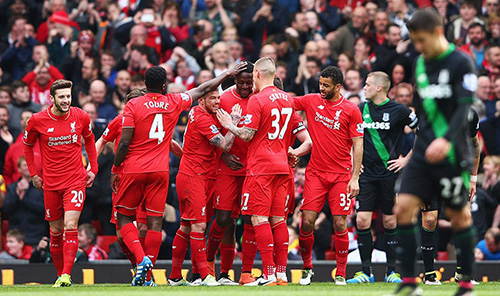 托尼：前锋不应在无意义的跑动上浪费精力，而是更专注于进球（托尼：前锋要减少无效跑动，把精力用在破门得分上）