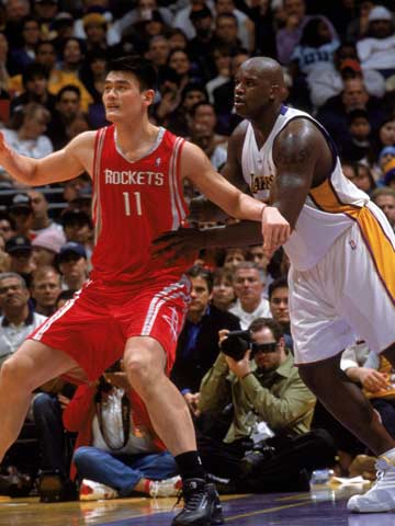 意媒：米兰前主席李勇鸿在去年7月被香港法院判决破产（意媒称，香港法院去年7月裁定米兰前主席李勇鸿破产）