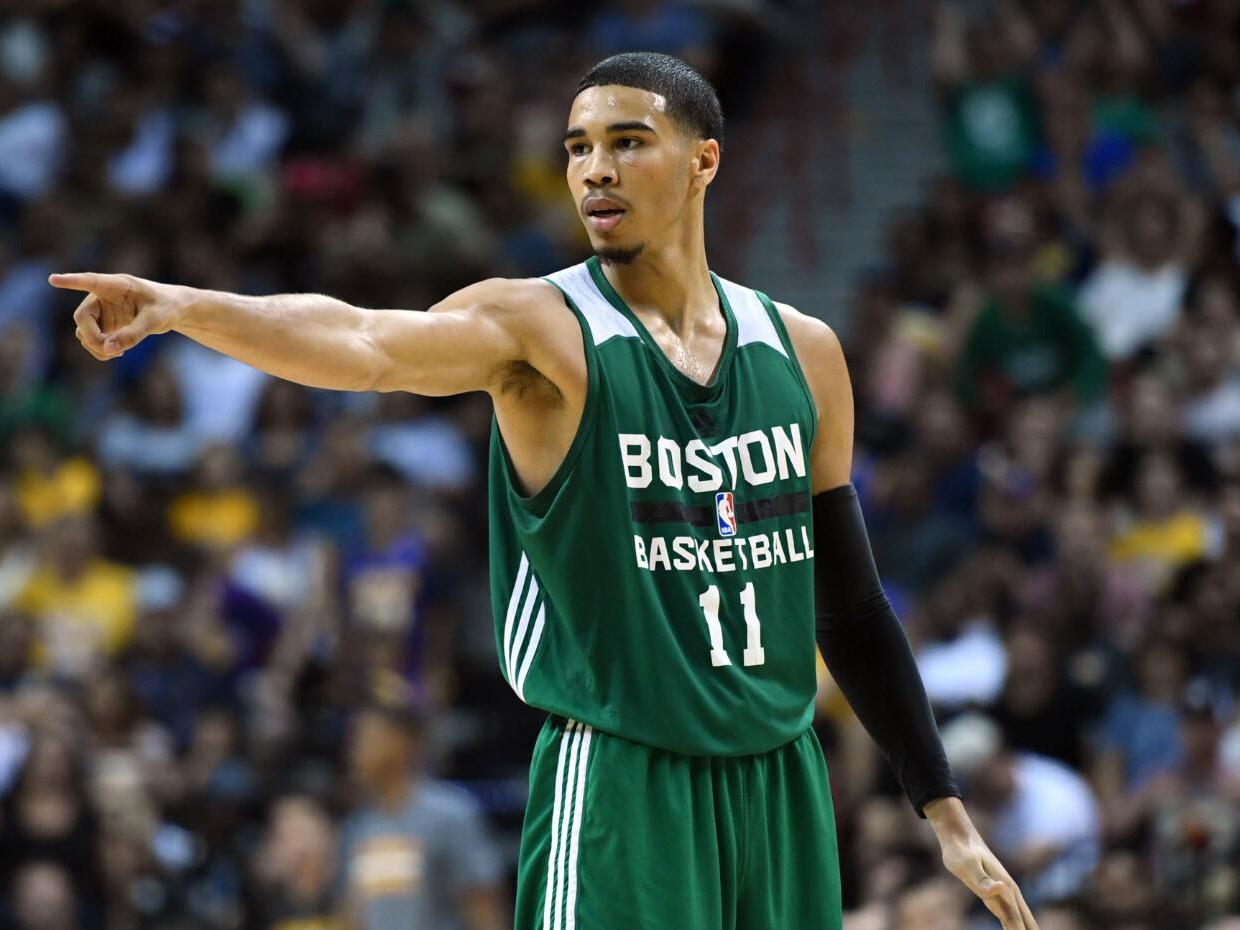 NBA常规赛焦点战总结（NBA常规赛焦点对决回顾）