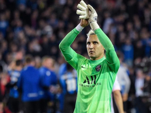 楚阿梅尼：我更喜欢踢6号位；阿隆索经常就后腰位置指导我（楚阿梅尼：更偏爱踢6号位，阿隆索常就后腰职责指点我）