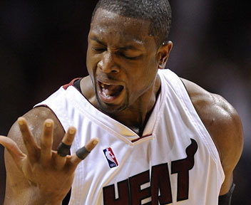 威少21分11助攻约基奇44分13篮板 国王绝地反击终结八连败（威少21分11助 约基奇44分13板 国王上演大逆转终结八连败）