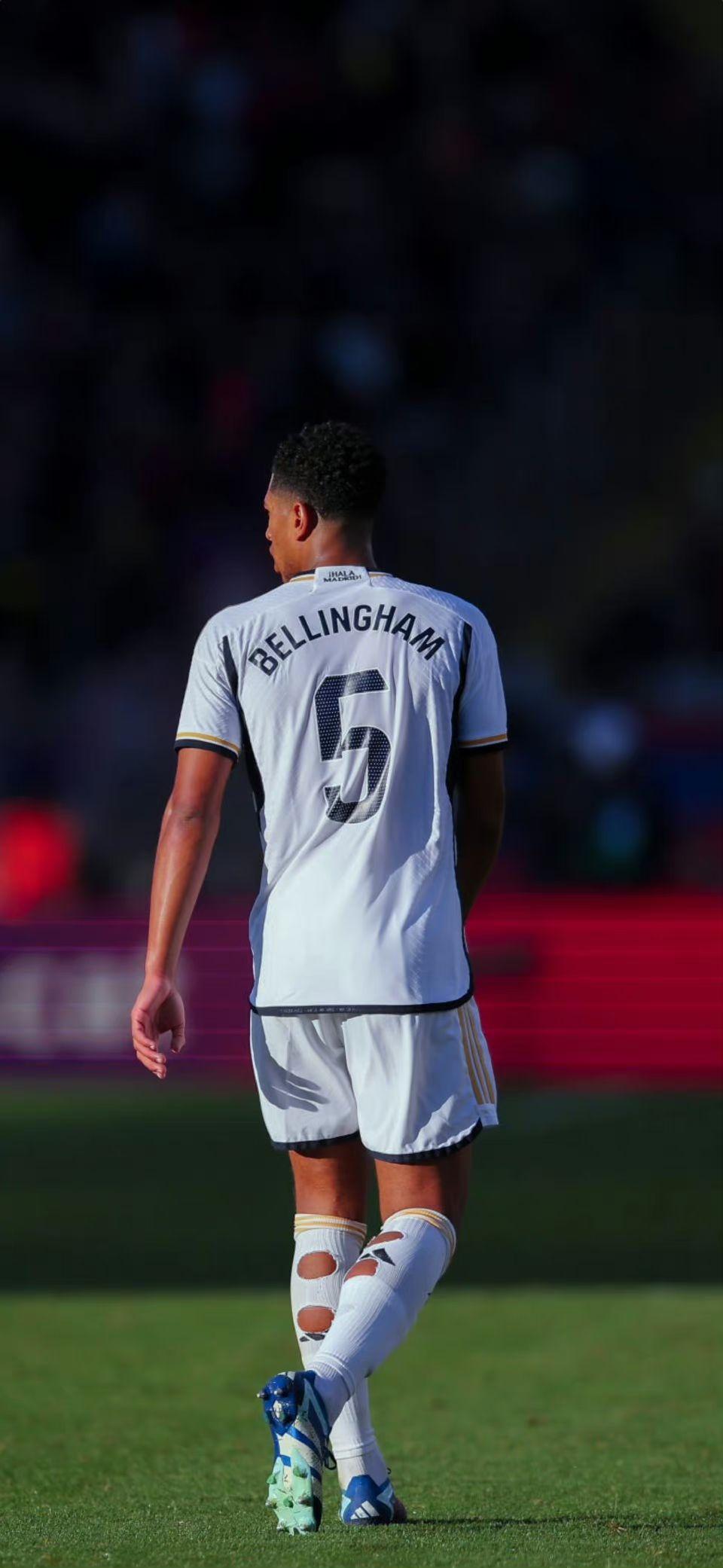 在今年新发布的中足联纪律道德准则里，“歧视”（包...（中足联发布新版纪律道德准则，明确“歧视”相关规定）